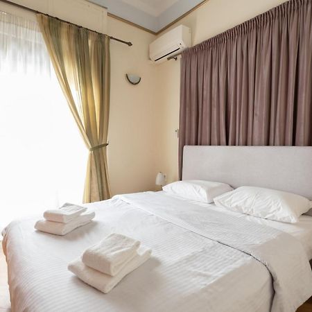Ideal 4 Bdr Apartment In Plaka For 10! Athens Exterior photo